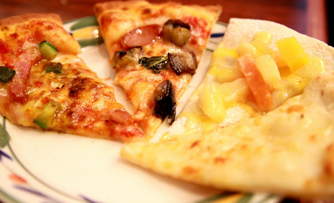 999円で焼きたてピザ食べ放題してきた グラッチェガーデンズなら超オトクに豪華イタリアンできるぞ Mitok ミトク