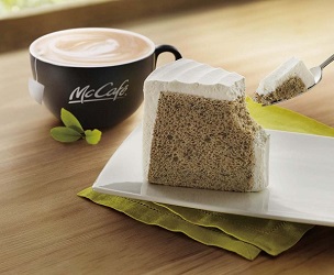 マックカフェで休息するなら『紅茶のシフォンケーキ』のふんわりホイップクリームを楽しみたい！
