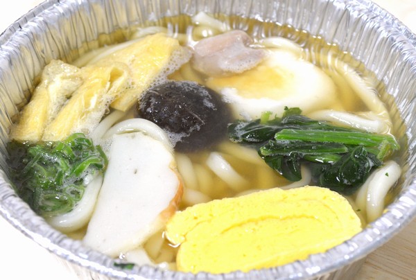 セブンの 鍋焼きうどん はレベル高い カレーも関西風だしも具だくさん モッチリ麺で満たされまくり Mitok ミトク