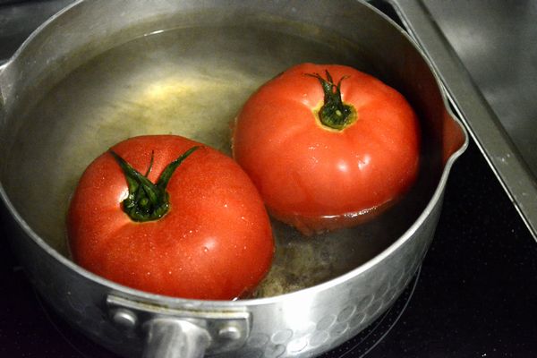 孤独のグルメで旨そうだった トマトの酢漬け のおいしい作り方 フレッシュな旨味がキューッとくるっ Mitok ミトク