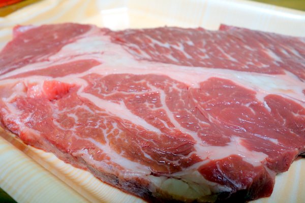 肉のハナマサ ブラックアンガス種ステーキ用ビーフ のおすすめ度は 気になる肉質や焼き加減をチェック Mitok ミトク