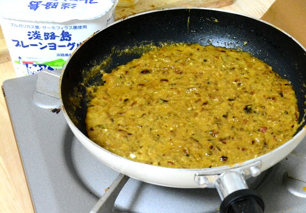 フライパンで作れる タモリ流チキンカレー は試す価値あり 本格特濃で驚愕の旨さだった Mitok ミトク