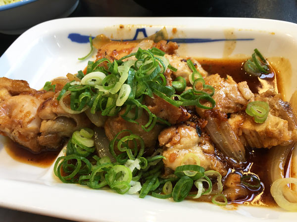 攻撃力が高すぎる味付け 松屋の新メニュー 鶏のバター醤油炒め定食 がストレートうまし Mitok ミトク