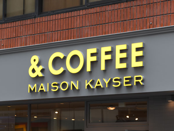 メゾンカイザーの新カフェ『＆COFFEE』は仕事がはかどる “おいしくて使える” 新スポットだった
