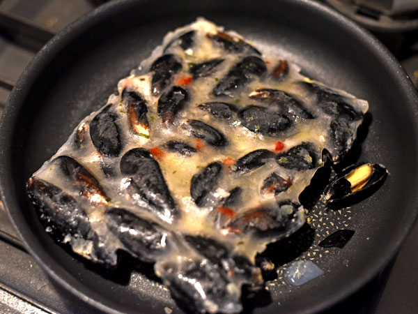 コストコ ムール貝 バターガーリックソース のおすすめ度は 気になる味や食べ方をチェック Mitok ミトク