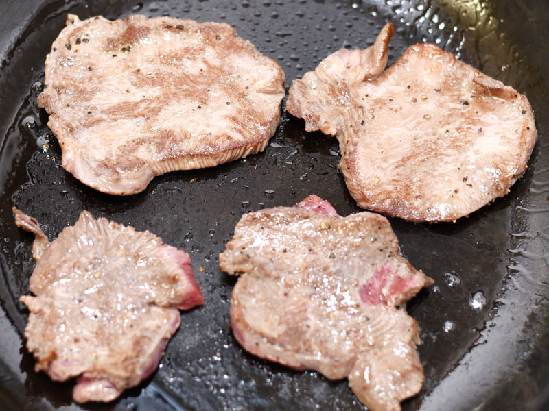 コストコの焼肉用牛タンパック Usaビーフタン厚切り は歯ごたえも旨みも極上タイプ Mitok ミトク