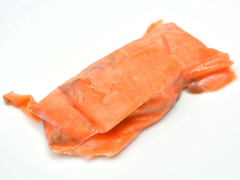 業務スーパーの魚介おかず サーモントラウト切り落とし は丼にもサラダにも使える食材 Mitok ミトク