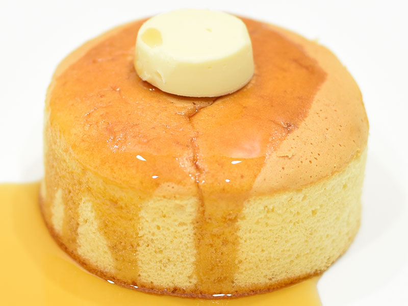 ローソンの 厚焼きスフレパンケーキ はしっとりふかふかで休日の朝とかに食べたい Mitok ミトク