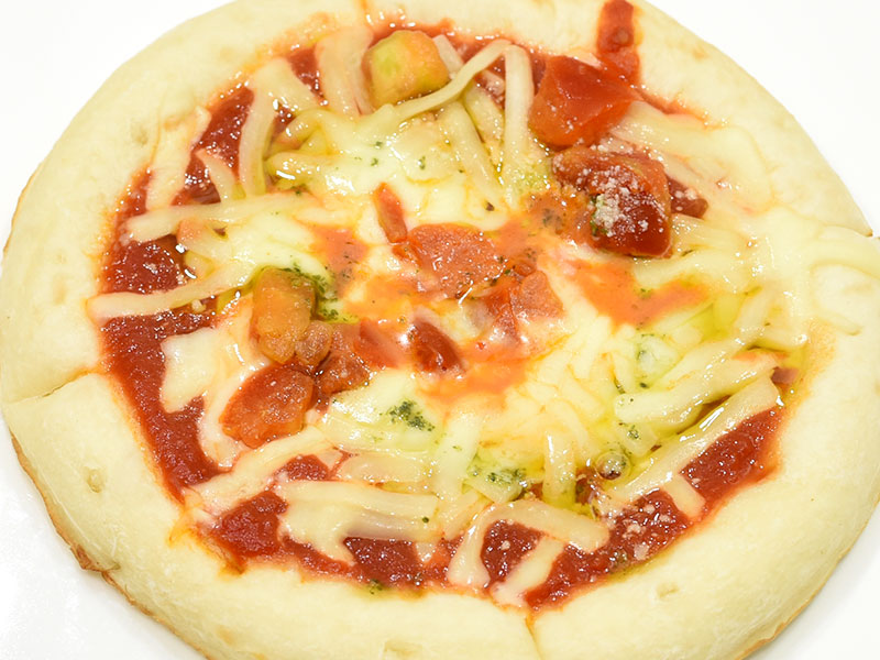 ローソンの冷凍ピザ ピッツァマルゲリータ これで300円以下はかなりお買い得 Mitok ミトク
