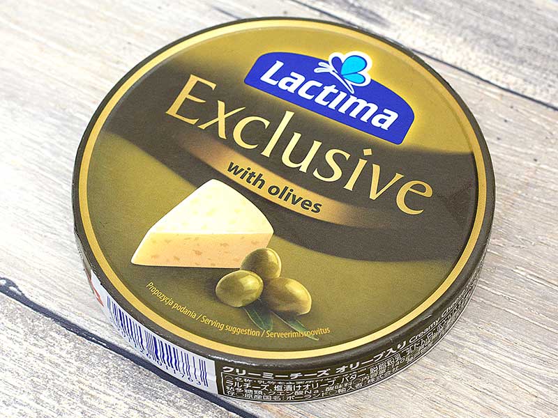 業務スーパーの『クリーミーチーズ オリーブ入り』はおつまみ度高めの香りと塩味アクセント