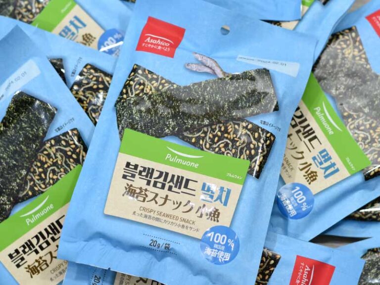コンブ・ワカメ味の韓国海苔スナック